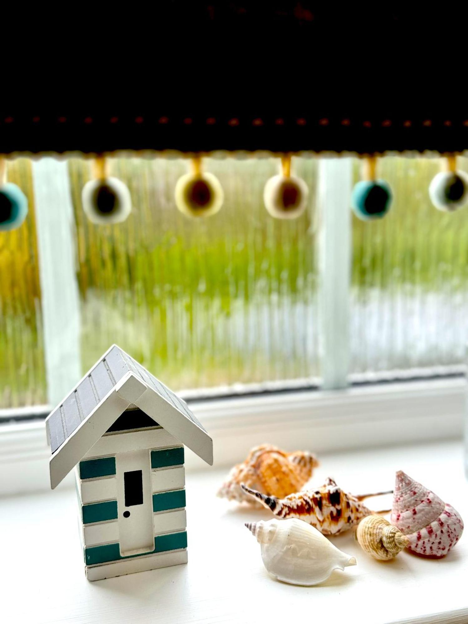 'Bramley Fall Cottage' ' On Site Ev Point - Attached Cottage,3 Separate Bedrooms -1 On Ground Level, Sleeps 6, 2 Bathrooms, Sandy Wittering Beach 8Min Drive, Rural Location, Child Friendly, Small Breed Dog Friendly, Private Parking Chichester Eksteriør bilde